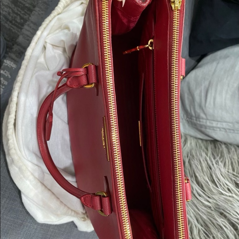 Prada Large Saffiano Galleria Bag